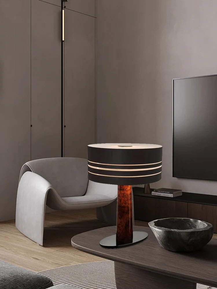 Винтажная роскошная черная дизайнерская настольная лампа 2024 домашний декор