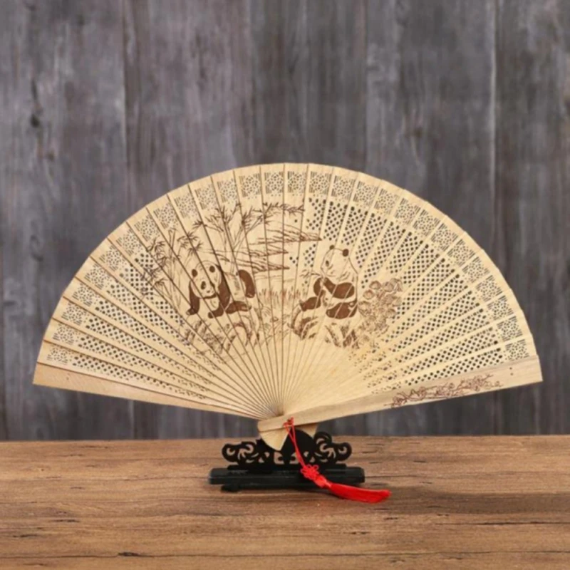 

Складной вентилятор из сандалового дерева, элегантное домашнее украшение в китайском стиле, ручной, красивый, практичный, полый, дизайн, вее...