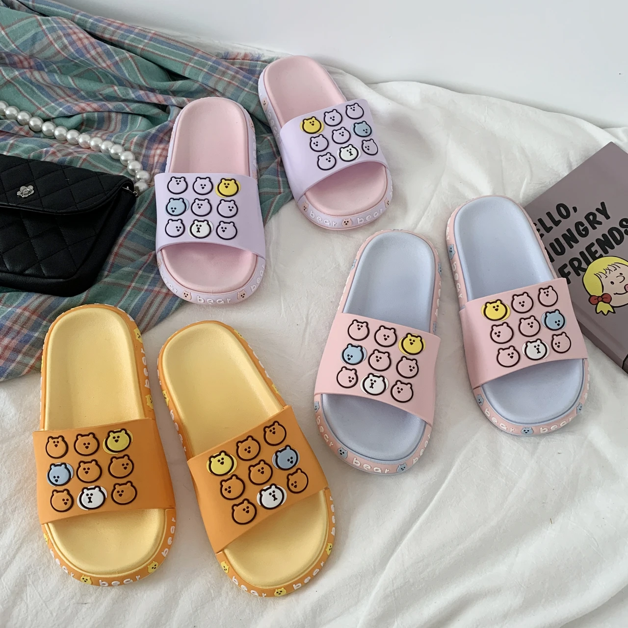 

Шлепанцы с мультяшным медведем для мужчин и женщин, Нескользящие сандалии, плоская подошва, для душа, Повседневные тапочки, лето 2022