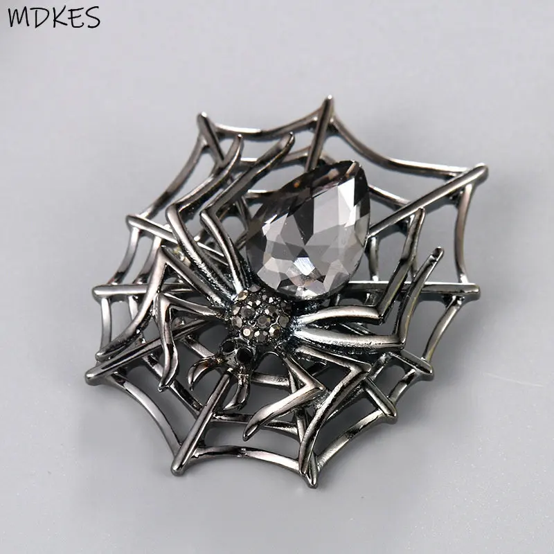 

Exquisite High-end Fashion Spider Crystal Brooch Alloy Rhinestone Corsage Women's Clothing Pin