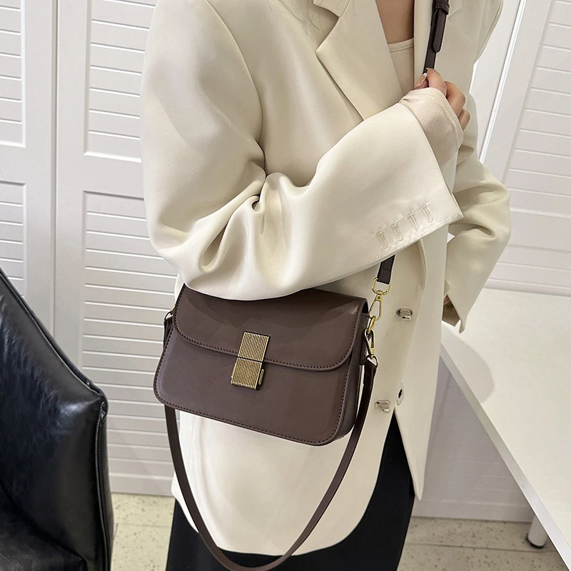 2023 Leather High Quality Single Shoulder Bag Woman Split Leather Lady Messenger Bag Classic Luxury Brand Flip Small Square Bag