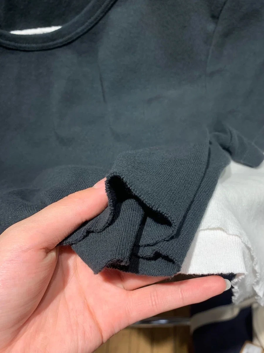 Черный укороченный топ с необработанным краем женская летняя хлопковая