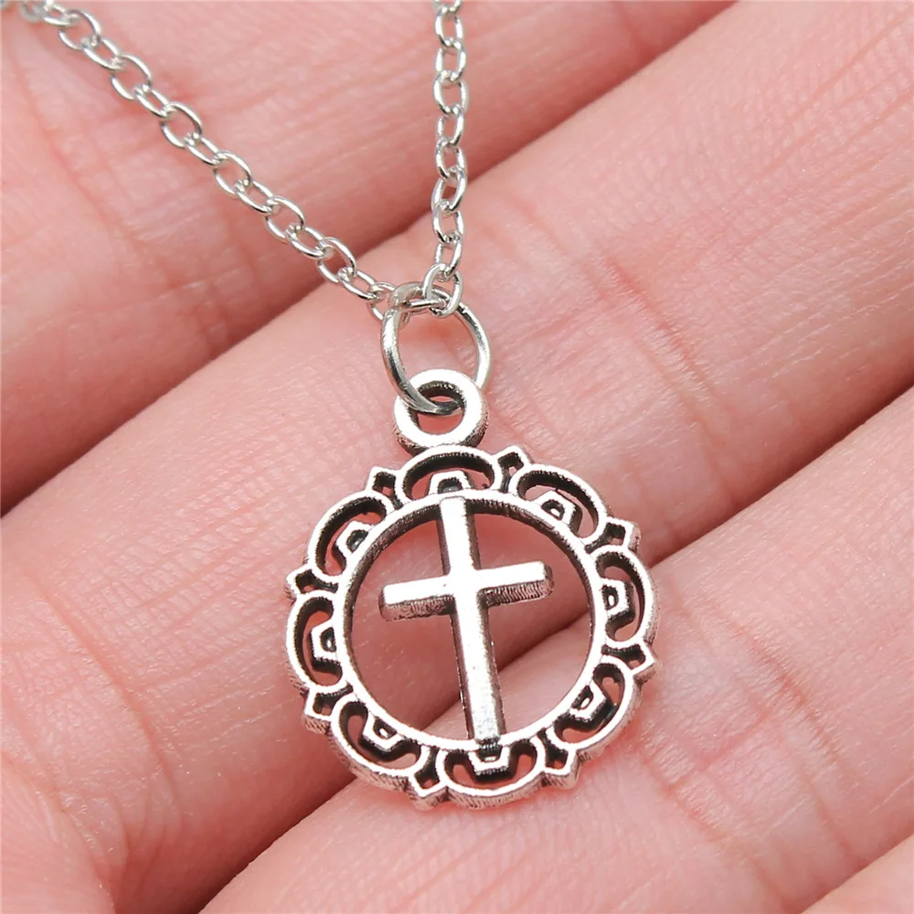 

Прямая поставка, ожерелья-Чокеры в античном стиле серебряного цвета с крестом 19x16 мм, короткая цепочка