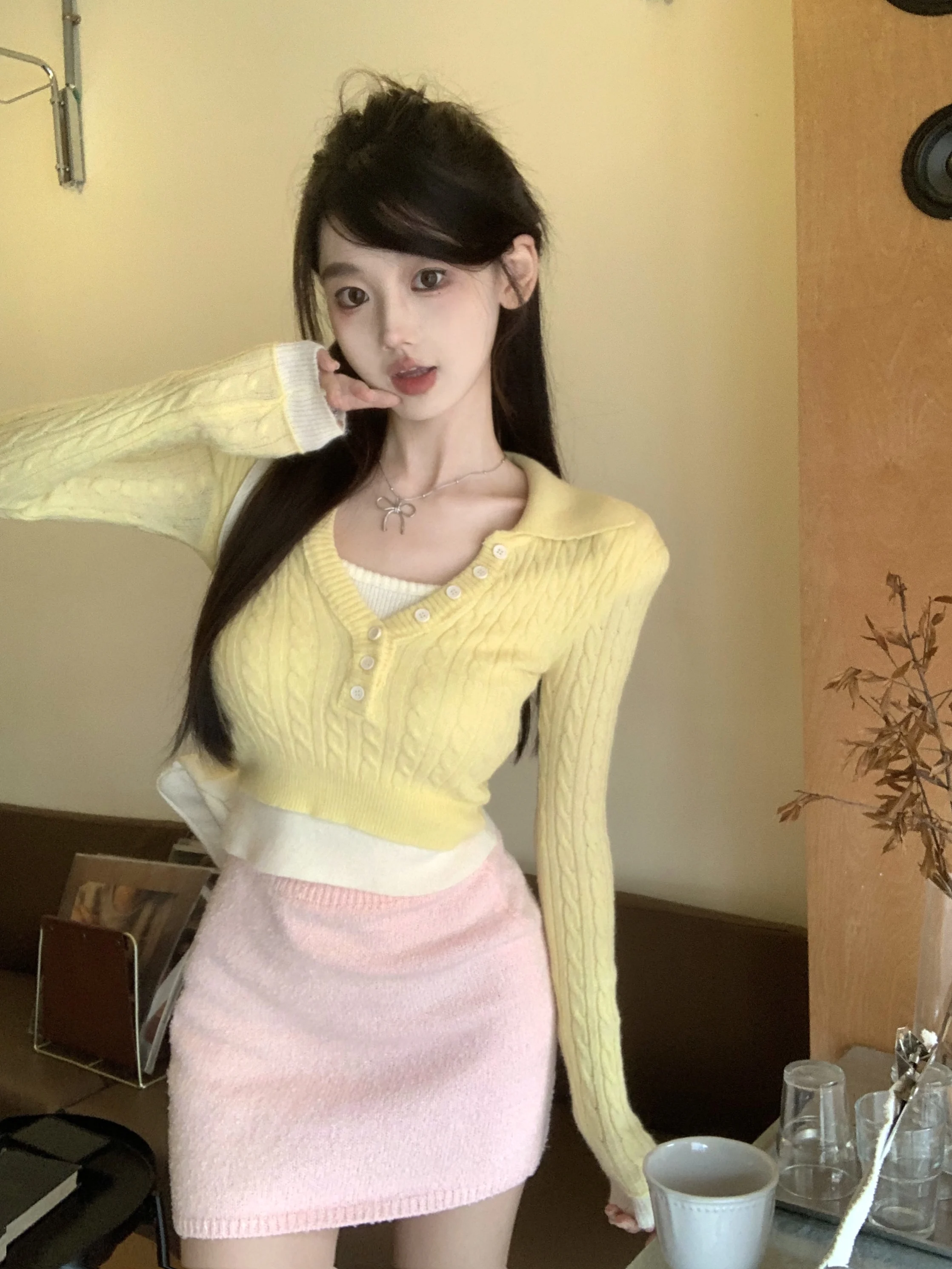 Желтый вязаный женский костюм Gyaru из двух предметов осенне-зимний новый дизайн