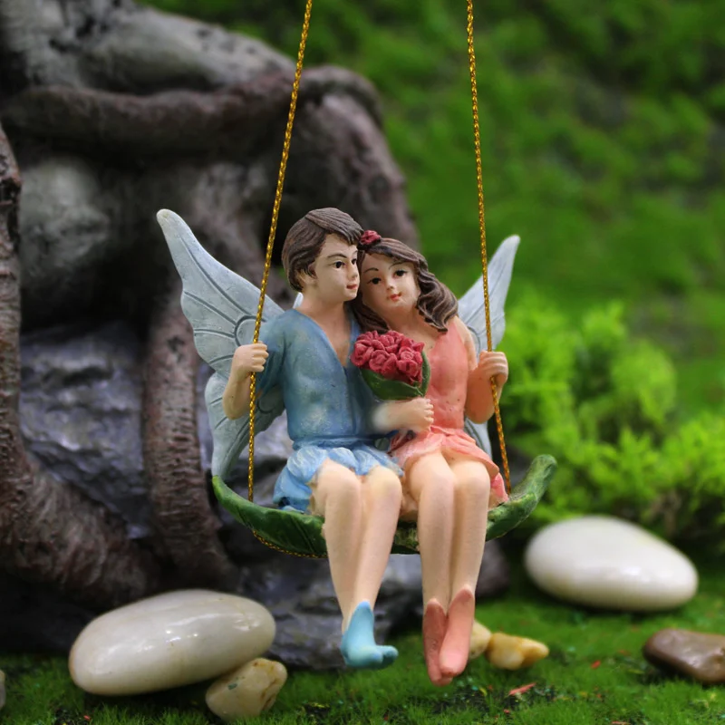 

Romantic Couple Figurines Swing Flower Fairy Garden Micro Landscape Pendant Resin Craft Creative Scene Decoration