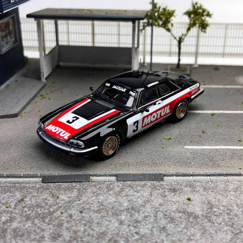 INNO 1:64 JAGUAR XJ-S TWR # Имитационная модель из сплава 3 детская коллекция декоративных