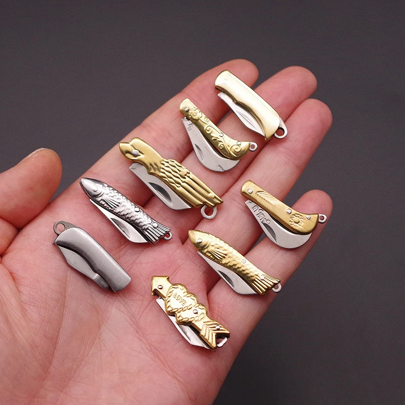 

Portable Mini Pocket Knife Keychain Pendant Multifunctional Fruit Peeling Knife Folding Stainless Steel Knife Self-Defense Tool