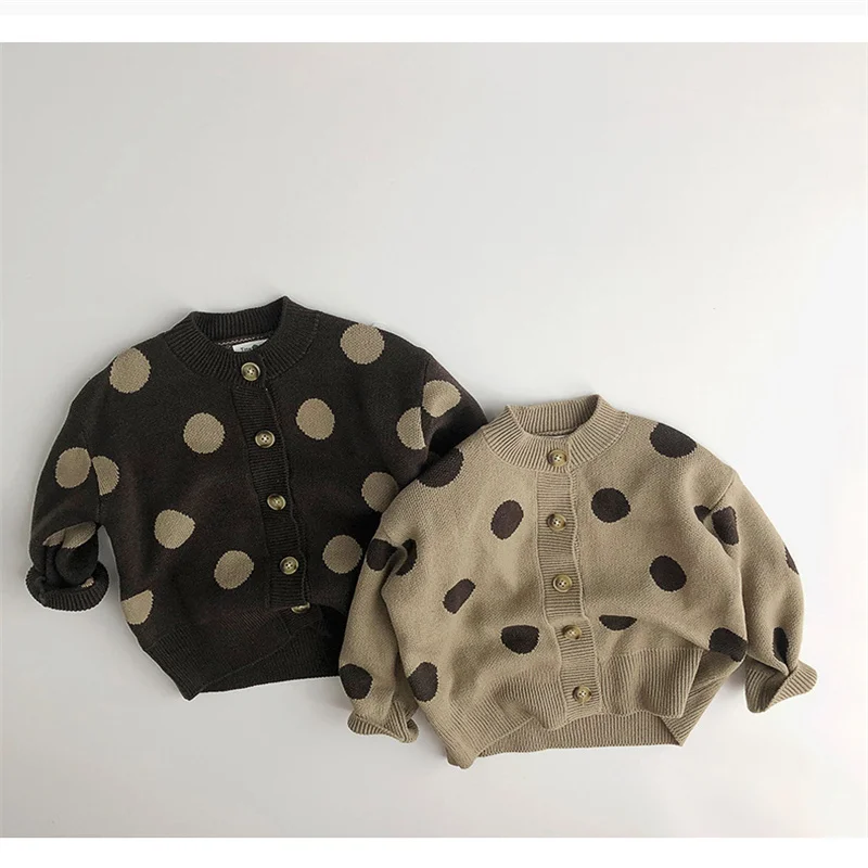 

Корейский вариант детского кардигана Ранняя весна новое теплое и удобное пальто в горошек с длинными рукавами