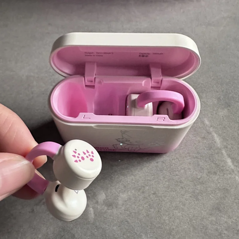 Фото Беспроводные Bluetooth-наушники Digimon Adventure Ear Clip: Агумон и Тейлмон – Хит продаж! Наушники для спорта, бега, тренировок на открытом воздухе. Отличный подарок. №4