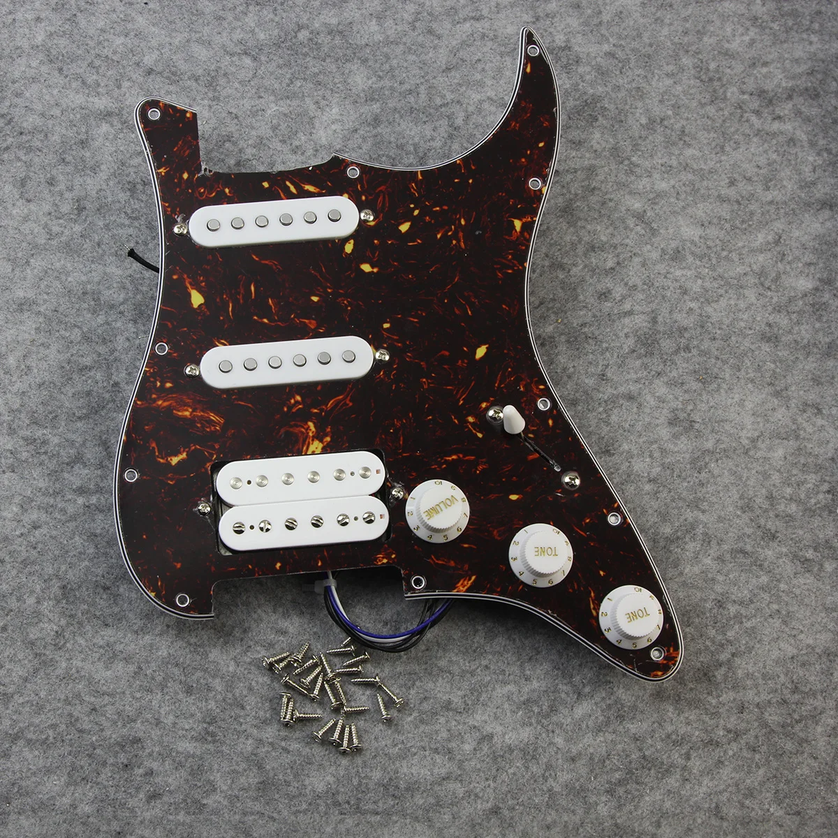 FLEOR Alnico 5 нагруженная Предварительно Проводная Гитара Pickguard SSH HSS электрогитара 9