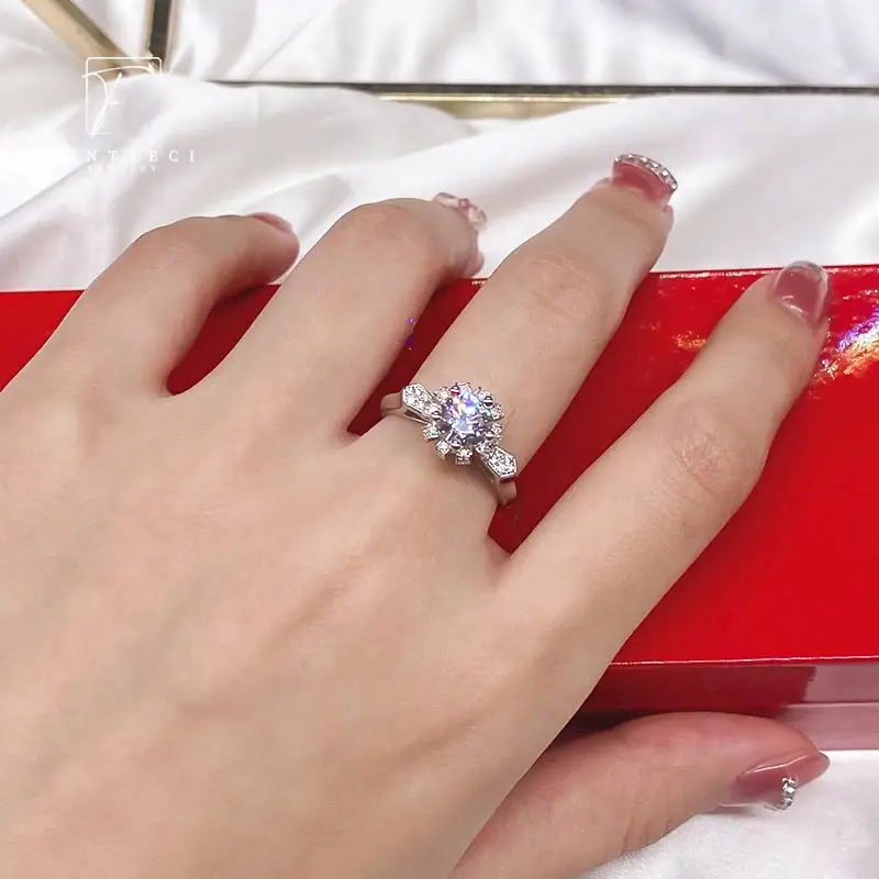 FENTTECI 925 Sterling Silver Luxury Flower Ring Moissanite 6 Prongs Holding Flower Bud 1ct Diamond Ring Female Wedding Proposal