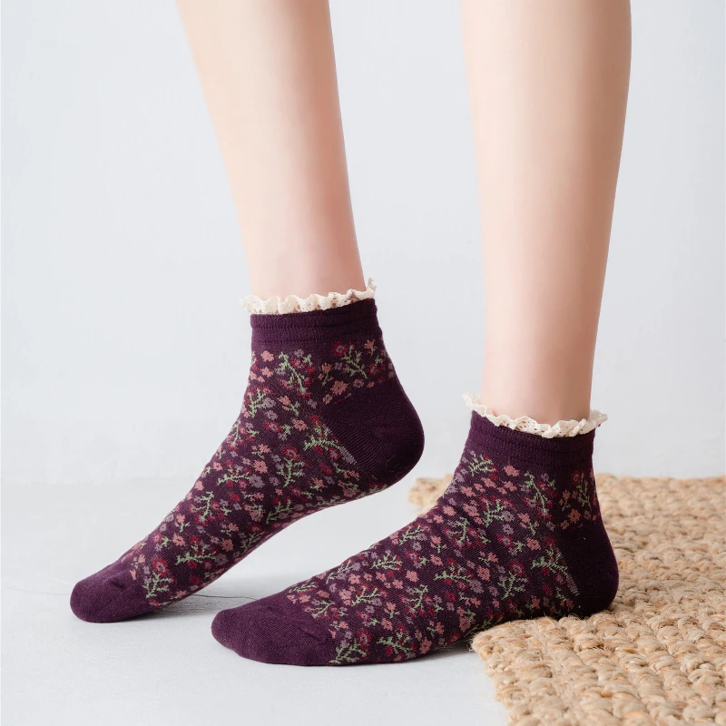 New Japanese girls lace boat socks floral retro women's socks Korean socks