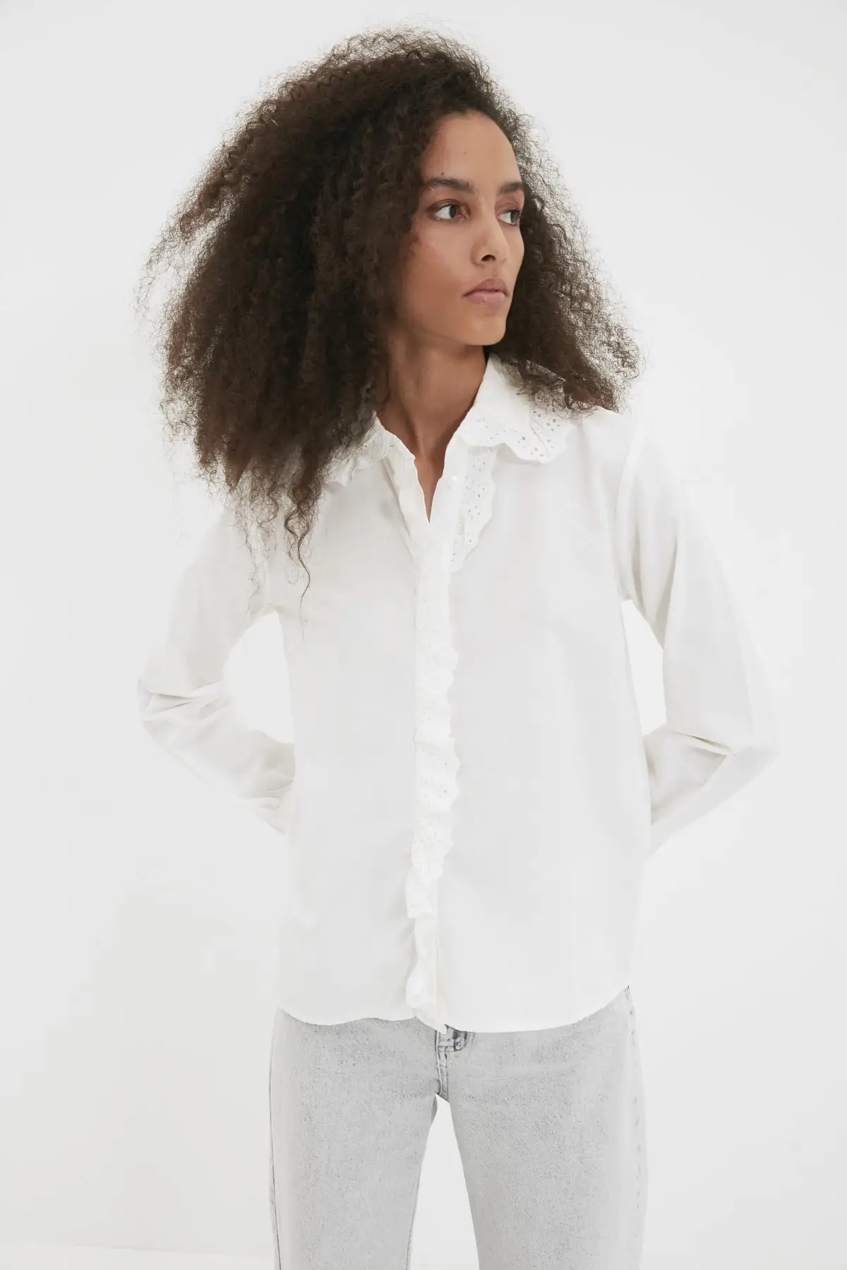 

Trendyol Frilly Shirt TWOAW22GO0940