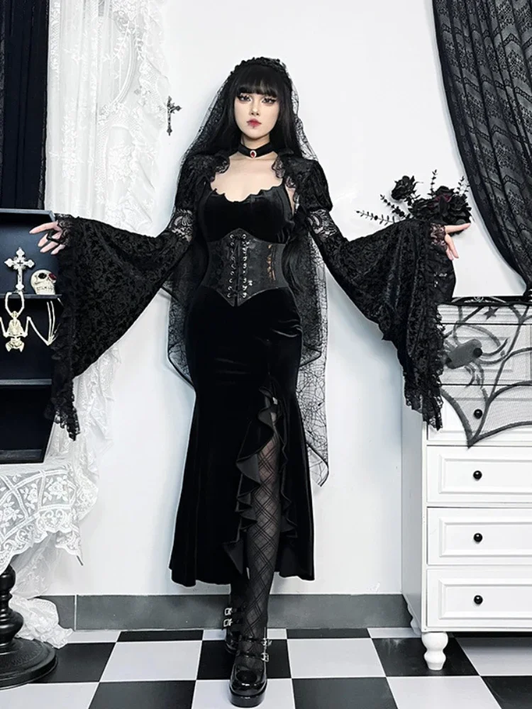 

Женское бархатное платье без рукавов, облегающее платье средней длины на тонких бретельках, с открытой спиной, с разрезом, в готическом стиле