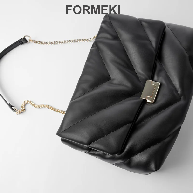 

Formeki New Arrivals Women Bag Shoulder Bag For Women Metal Chains Large Capacity Soft Pu Leather Concise Bags Women