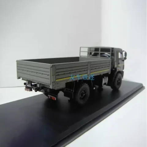 Статичная модель грузовика Камаз WELLY 1:43  металл