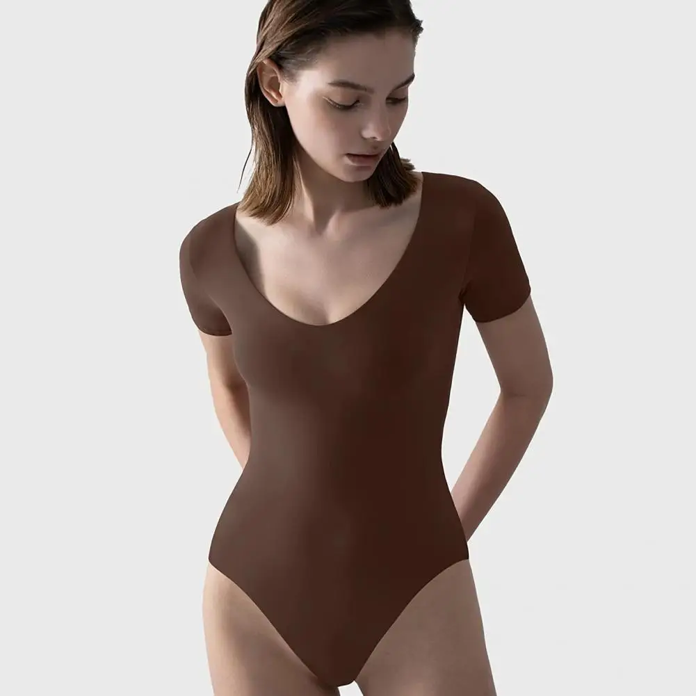 

Комбинезон облегающий однотонный с V-образным вырезом