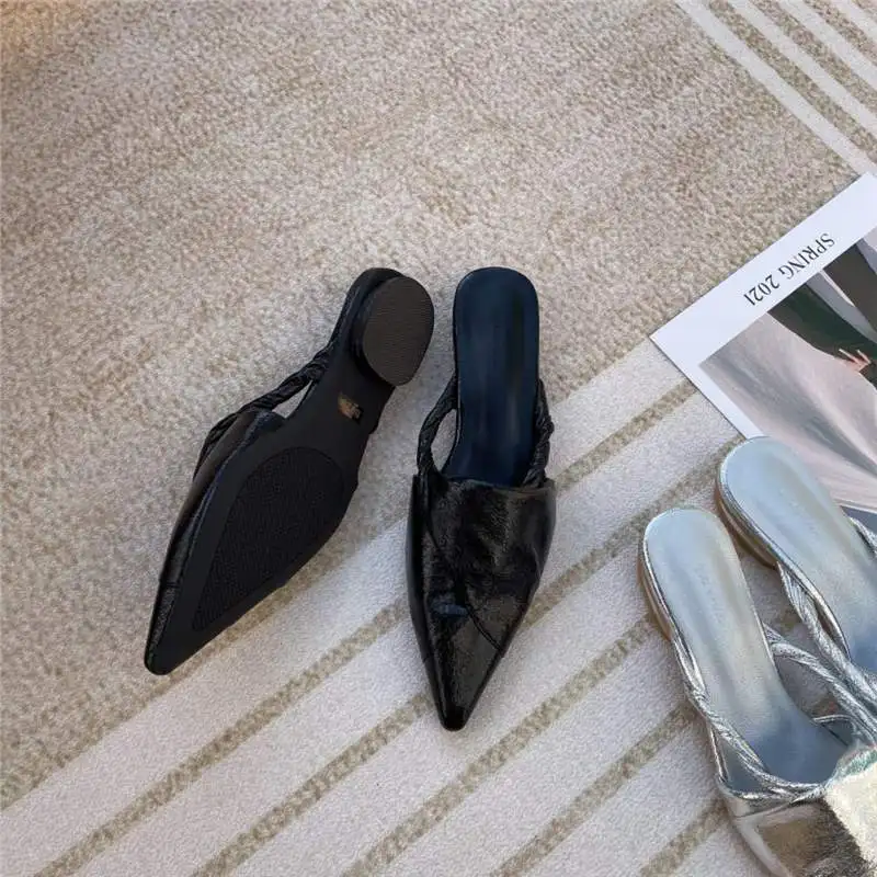 Обувь Женские тапочки Лоферы Pantofle Неглубокий носок Роскошные шлепанцы мюли