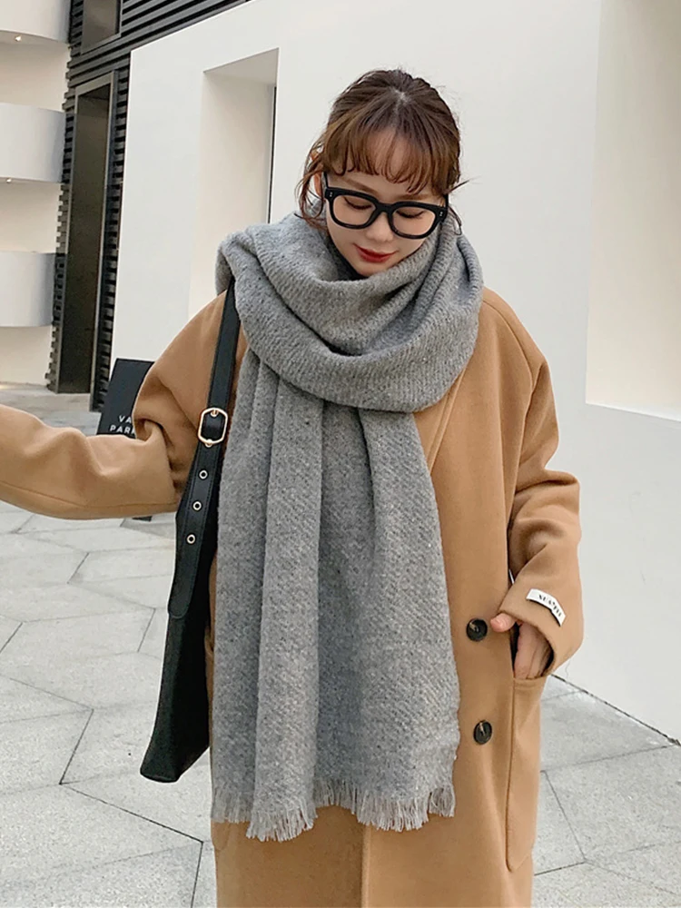 Шарф женский трикотажный осенне-зимний однотонный удобный |