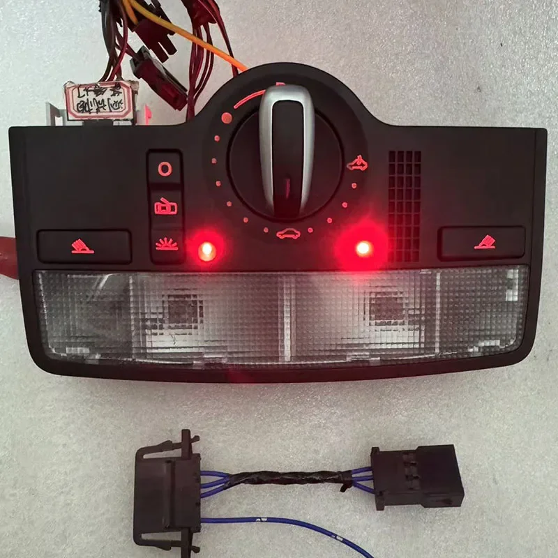 

Цветная лампа для чтения внутреннего купольного освещения с мансардным светом SunRoof Red Light 3BD 947 105 для VW Passat B5 Golf 4 Golf MK4 Bora