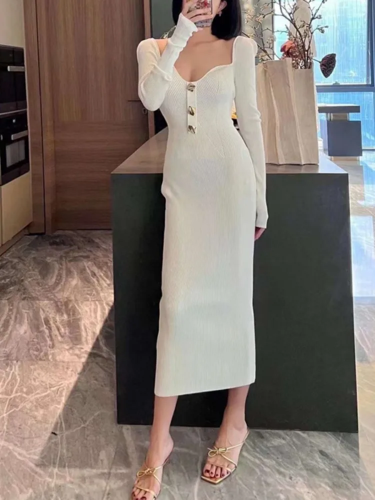 Женское прямое трикотажное платье с квадратным вырезом длинным рукавом