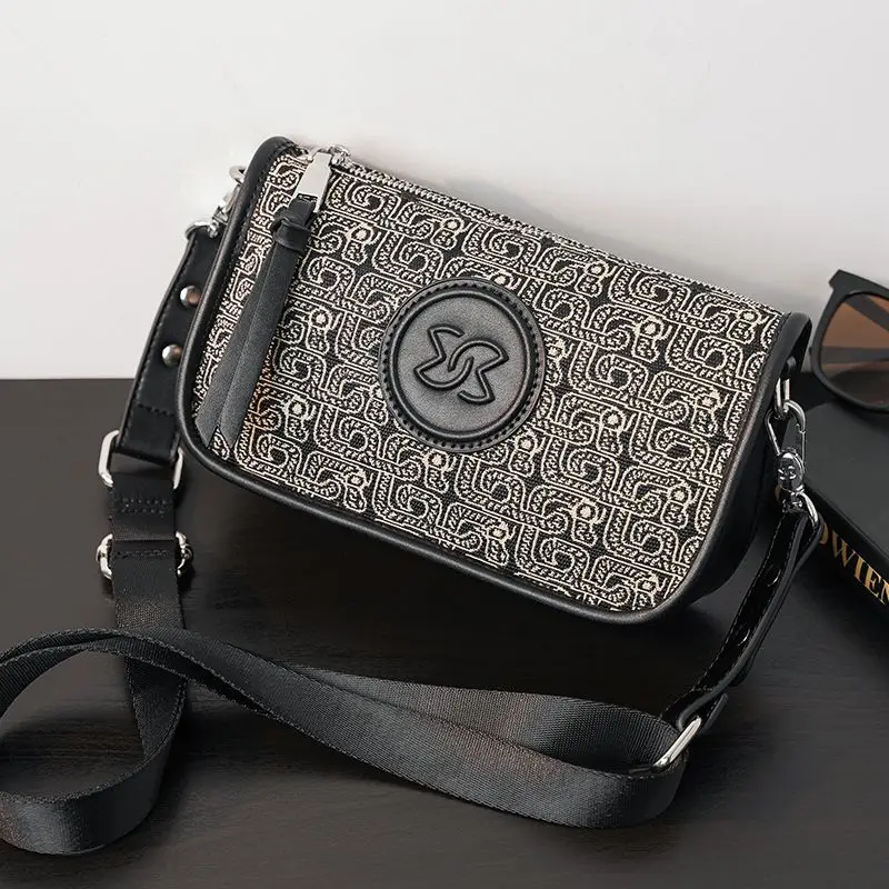 2023 New Fashion Men's and Women's Shoulder Bag Small Square Bag Korean Trendy Crossbody Bag Shoulder Bag