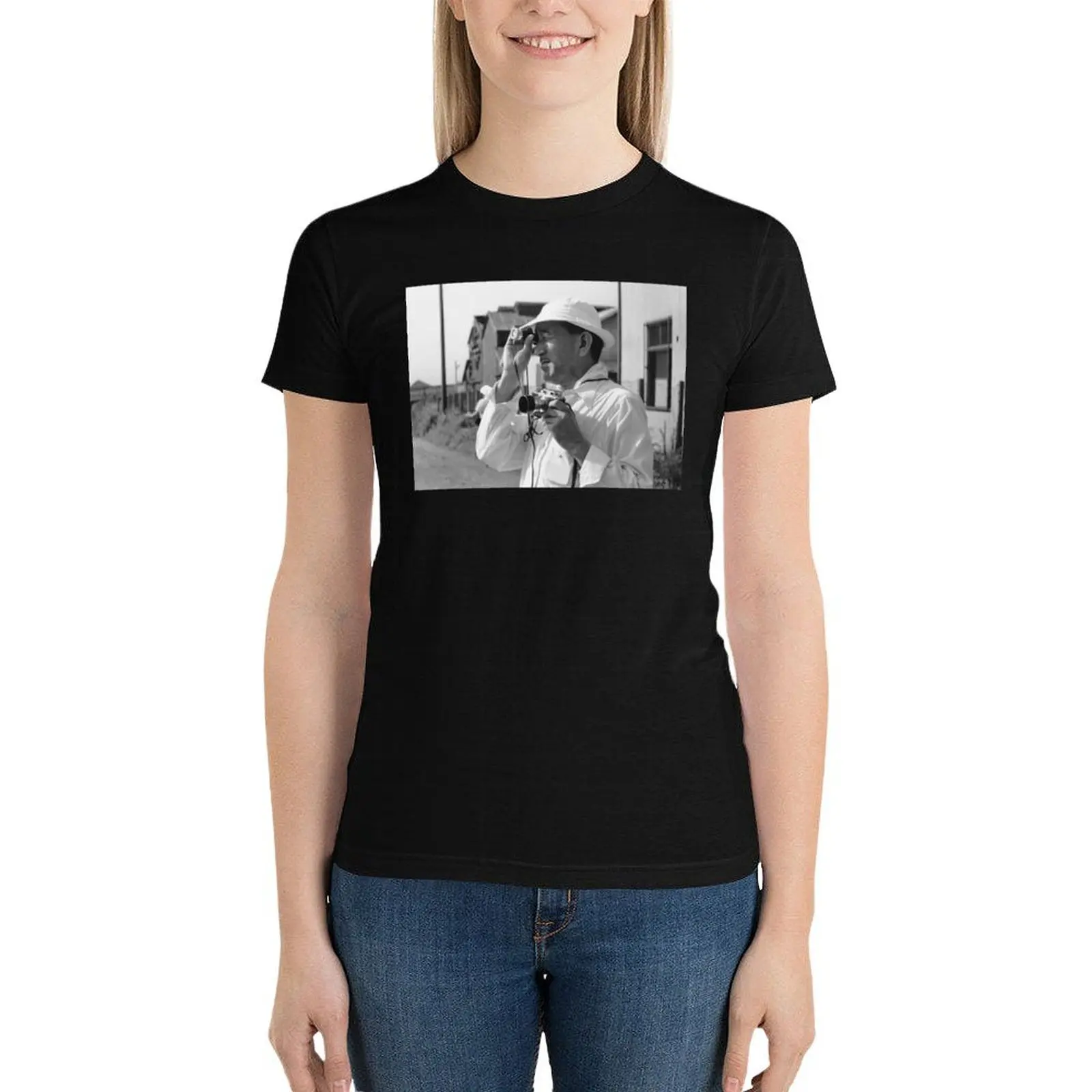 Женская футболка Yasujiro Ozu