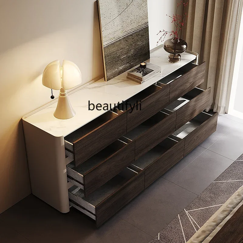 Итальянский минималистичный вариант из массива дерева девять внешних дел орех