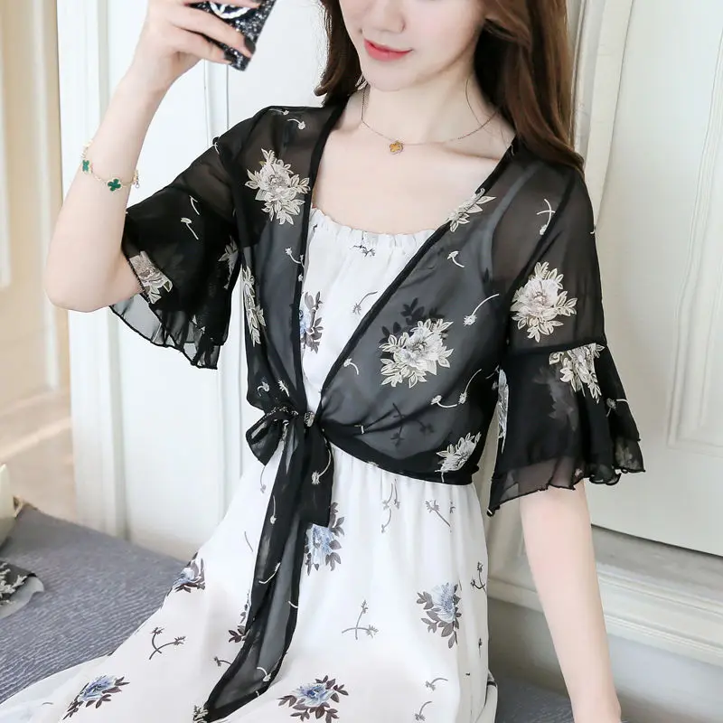 

Women Vintage Floral Print Chiffon Shirts Loose Shawl Kimono Cardigan Boho Tops Short Sunscreen Jacket Blouse Blusa Femme Y967