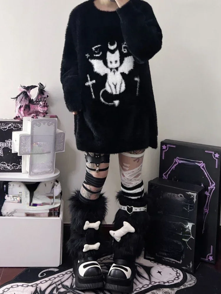 Фото Harajuku готические повседневные вязаные джемперы большого размера в стиле гранж свитер с героями мультфильмов модный трикотаж Y2k эстетический свободный пуловер Balack №5