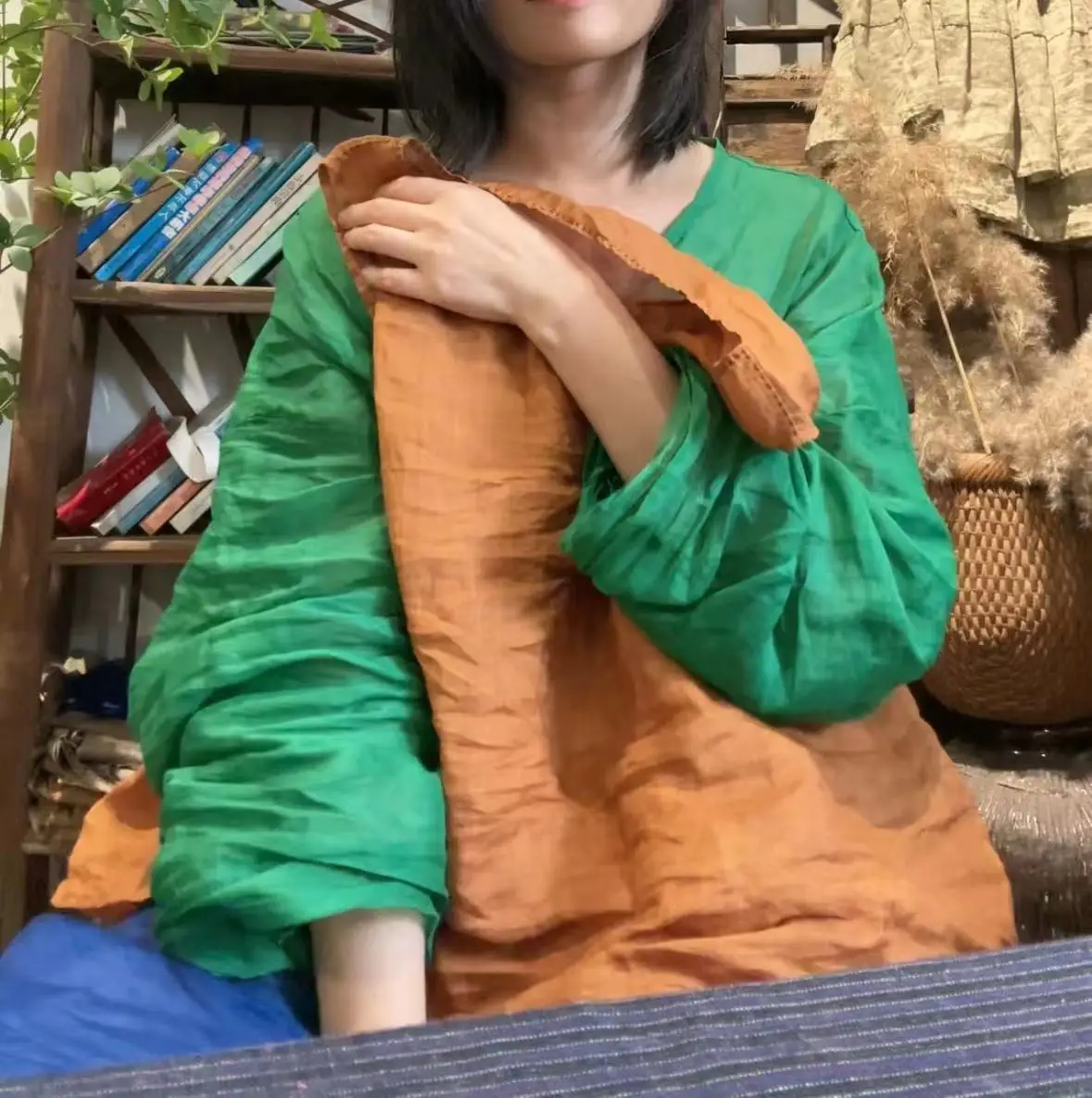 Женская свободная летняя однотонная блузка с v-образным вырезом женская