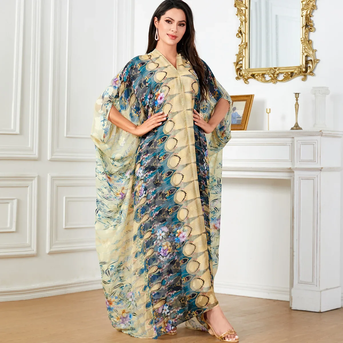 Женская одежда больших размеров мусульманский длинный халат в Саудовской Аравии