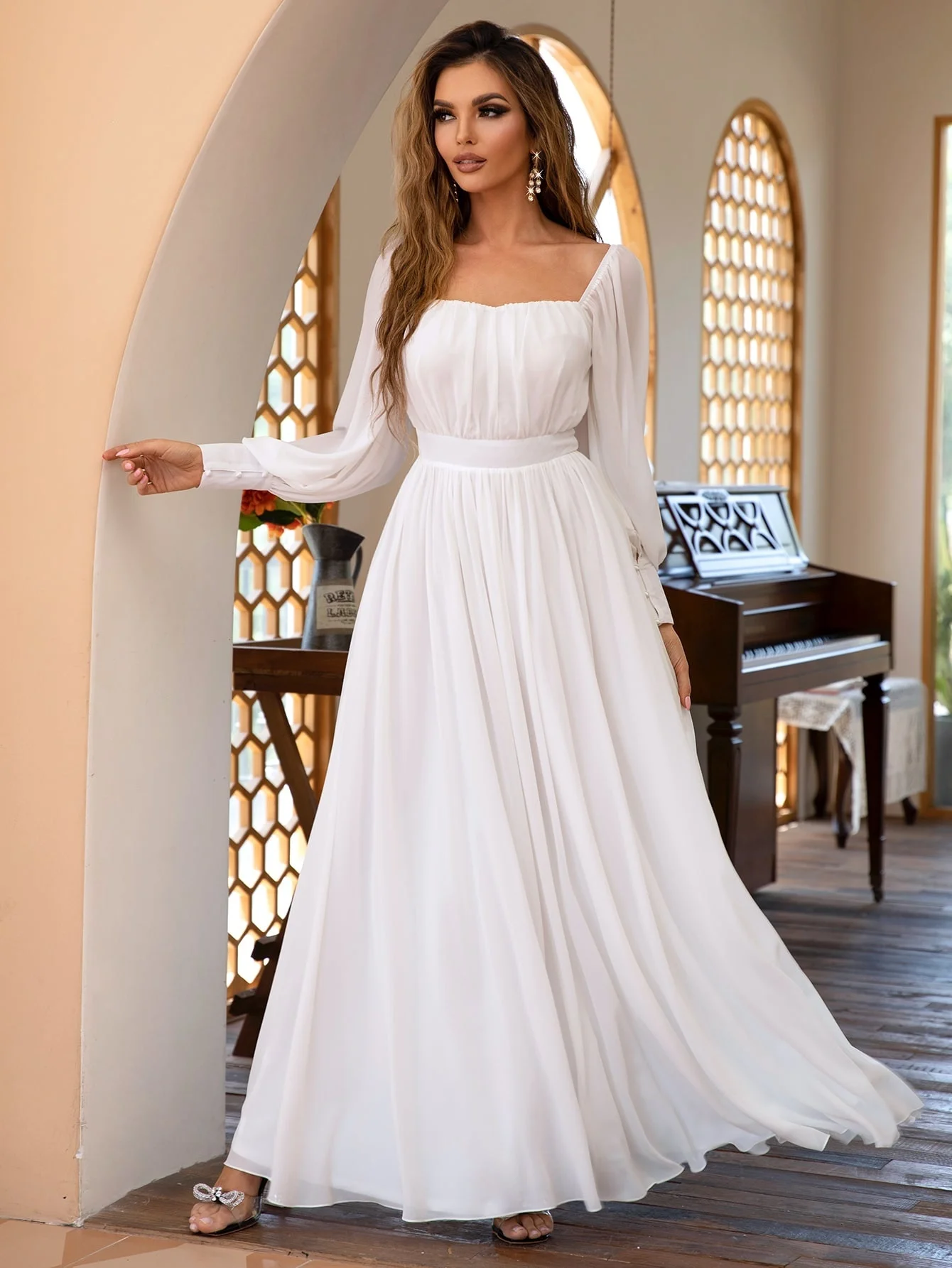 

Tobinoone Ruched Bust Sweetheart Neck Bishop Sleeve A-line Dress