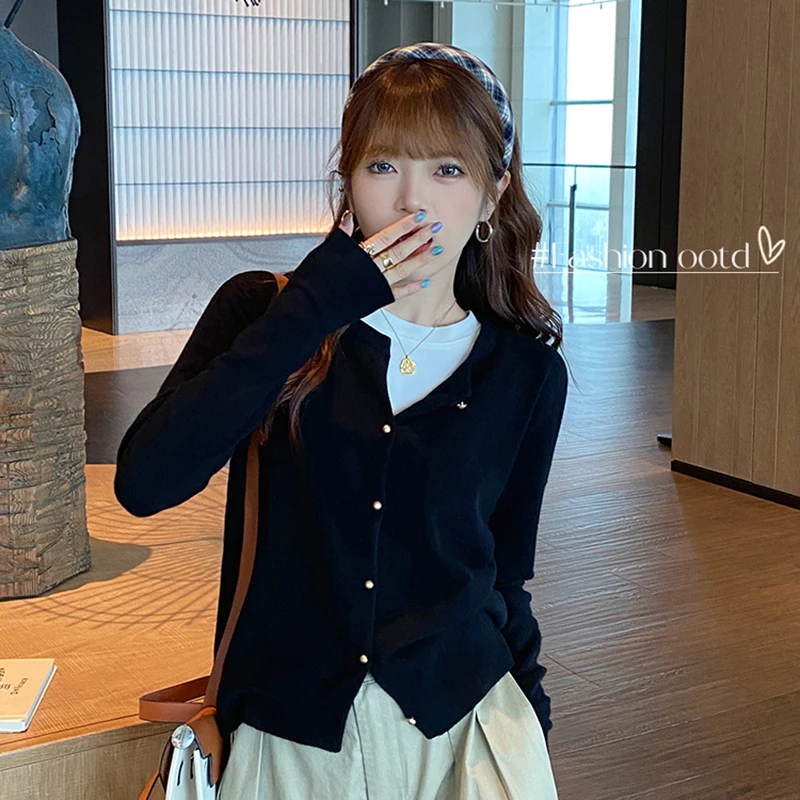 Женский кардиган с жемчугом Черный Повседневный трикотажный облегающий свитер в