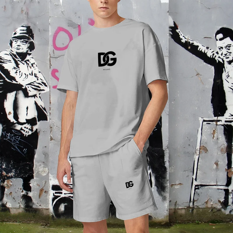 Oversized Men T Shirt Summer Casual Sports Shorts Suit Luxury Brand Men Clothing Tracksuit Set 2023 Summer Fashion Streetwear