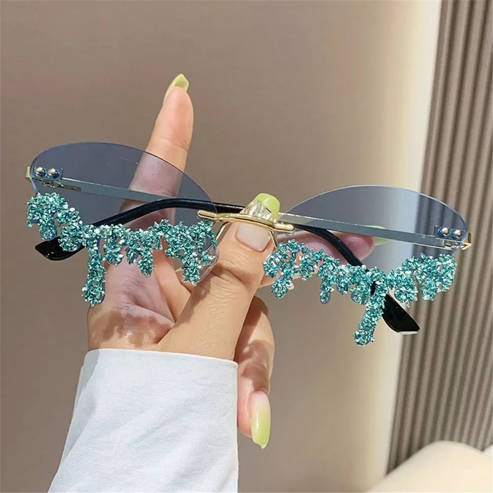 

Small Oval Tear Shape Rhinestone Sunglasses With Stone Brand Designer Punk Diamond Rimless Sun Glasses Party Shades Gafas De Sol