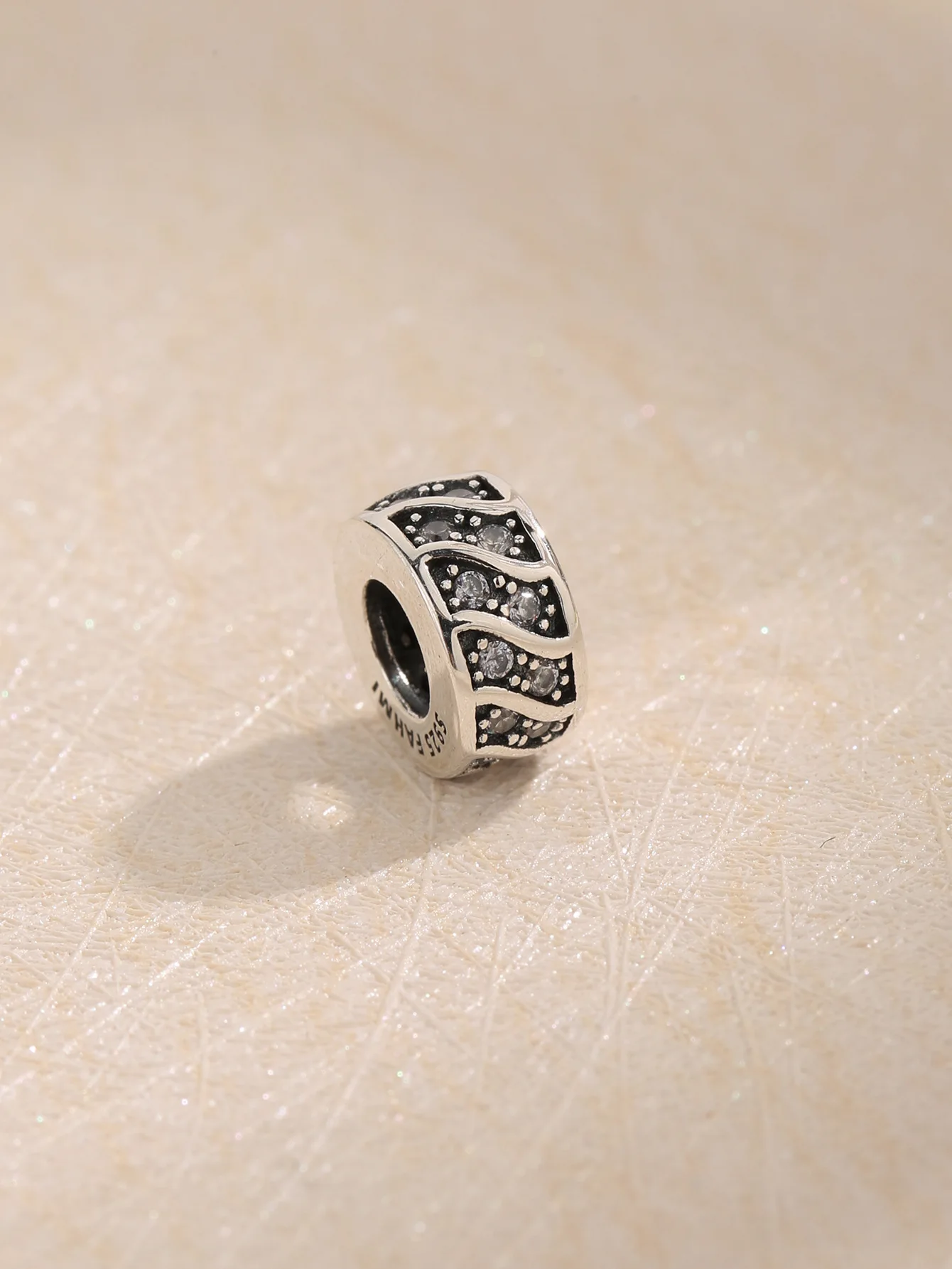 

FAHMI DIY Wheel-shape Bracelet Accessories Made of 925 Sterling Silver and Zircon