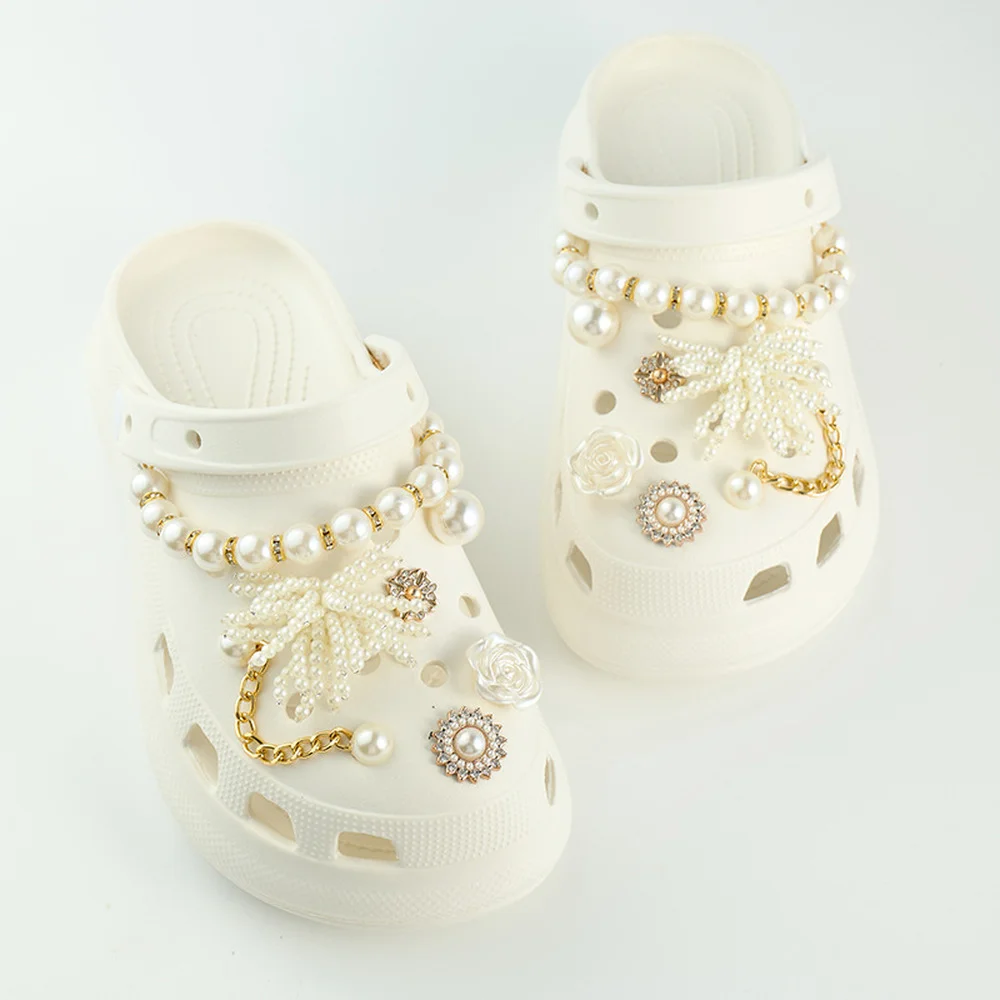 Luxury Shoes Accessories Set Croc Charms Designer DIY Pearl Chain Shoes Decaration Charms for Croc JIBS Clogs Women Girls Gifts