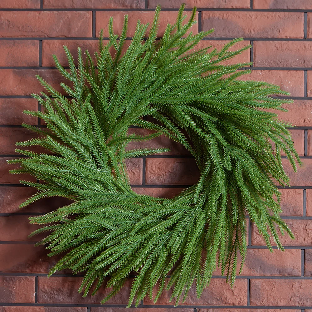 

Искусственный венок из норфолкской сосны Yannew 50 см