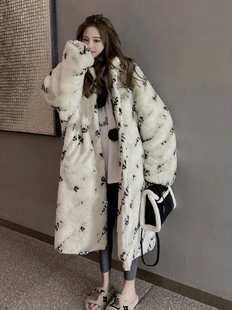 Пальто женское белое свободное толстые длинные меховые куртки зима 2022 новая