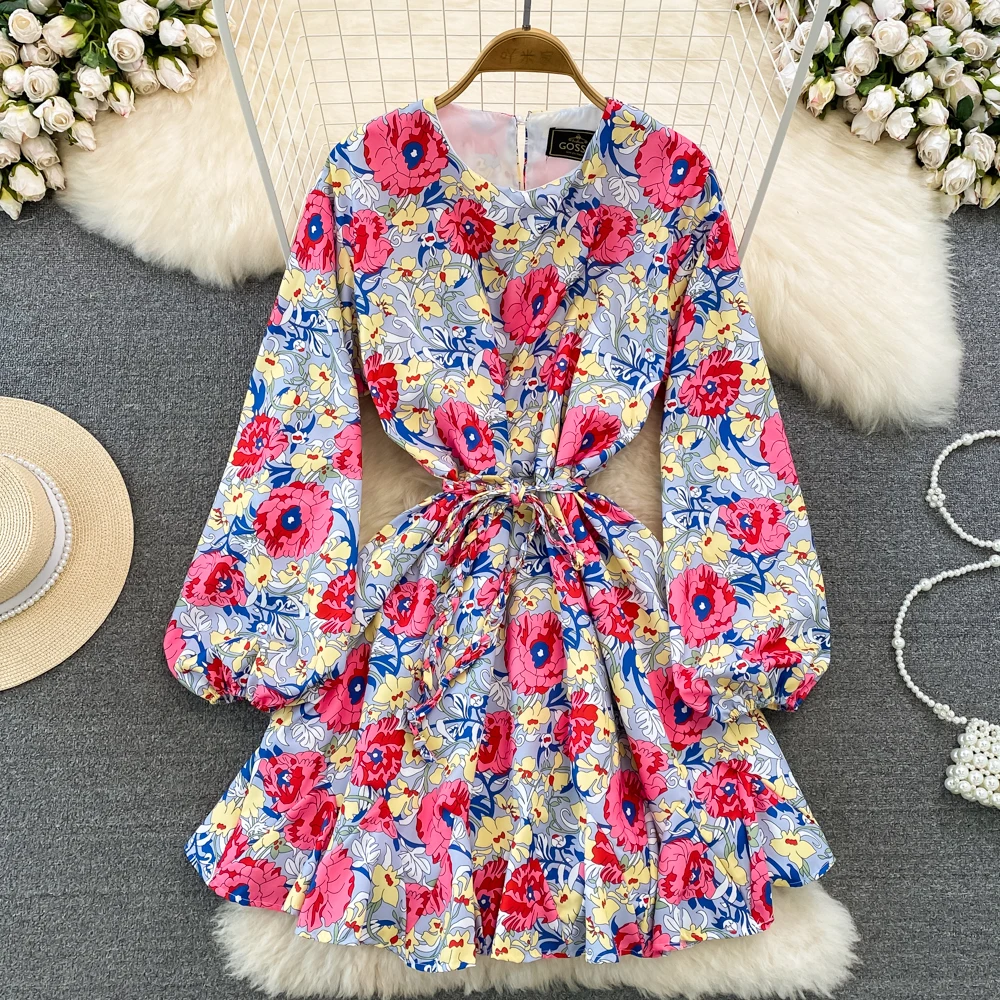 

Spring and Autumn Korean Version of the Retro Temperament Long-sleeved Round Neck Waist Slimming Floral Dress