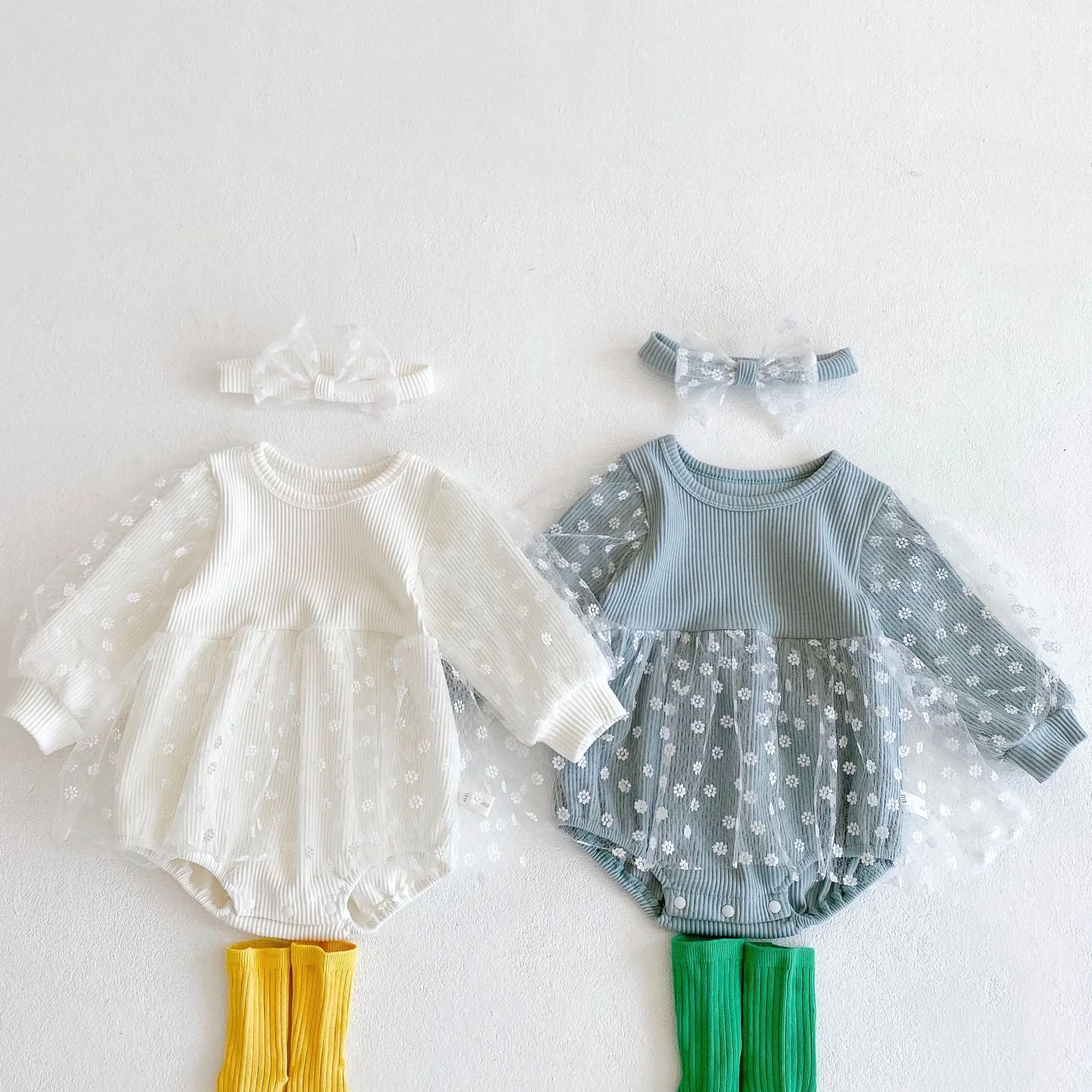 

2022 Spring New Children's Clothing Fashion Baby Girl Long-sleeved Round Neck Flower Mesh Triangle Romper Dress Baby Clothes