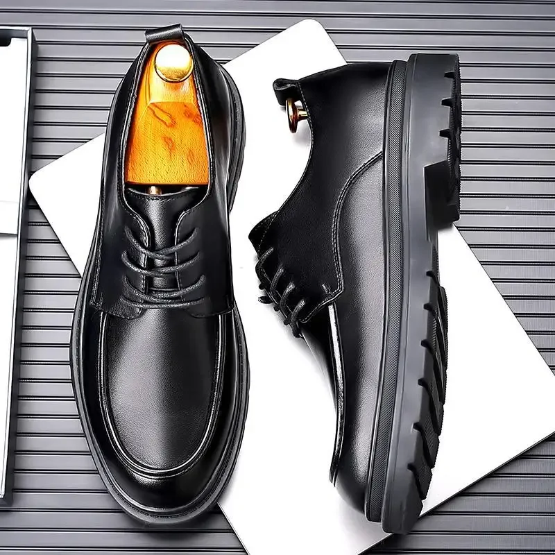

Мужские кожаные туфли на высоком каблуке Новинка Осень 2023 деловые мужские повседневные британские Черные Ботинки Martin Мужская обувь W
