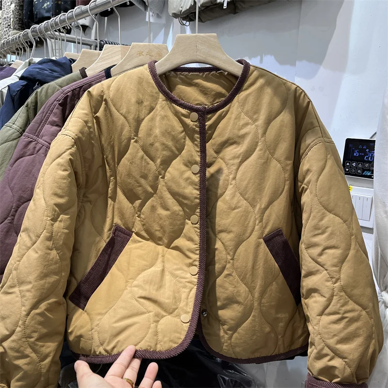 Корейская модная куртка с хлопковой подкладкой контрастного цвета в ромбовидной