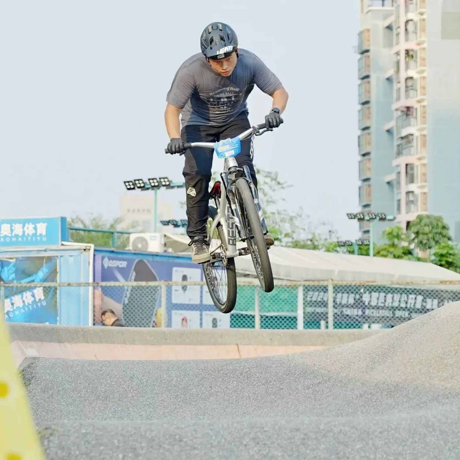 AVITUS Zapatillas MTB обувь с плоской педалью Sholace обувь для горного велосипеда Freeriders Downhill Enduro Нескользящая мужская дышащая обувь для велоспорта (art.: 3920c59f069a6) - 3920c59f069a6