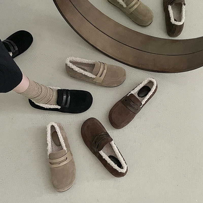 

Женские кроссовки из ПУ кожи, с круглым носком, на шнуровке