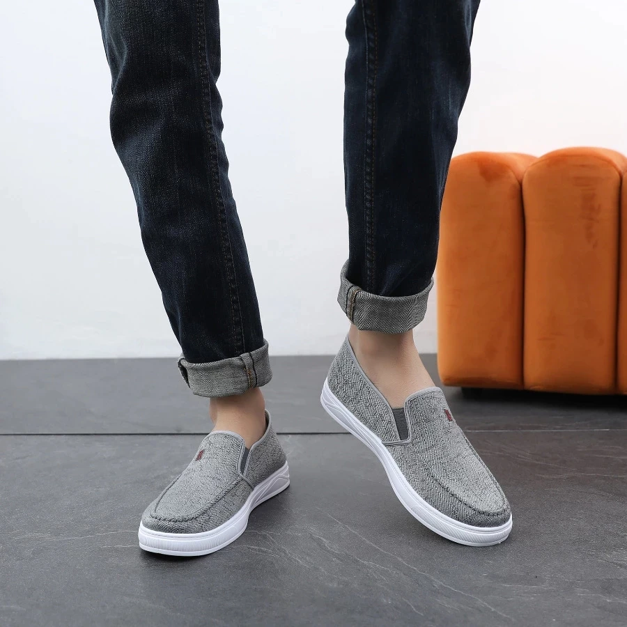 

2022 Men's Lightweight Breathable Casual Shoes Low Top Slip-On Comfortable Men's Shoes Outdoor Fashion Sports Men's Canvas Shoes
