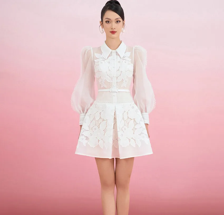 

Мини-платье женское с отложным воротником, модное белое Сетчатое приталенное платье с цветочной вышивкой, с рукавом-фонариком, с ремнем, весна-лето