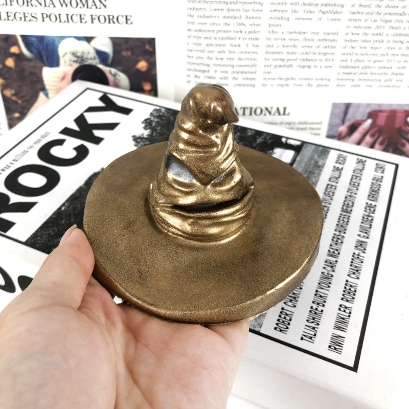 

Witch Hat Silicone Mold Candle Sugarcrafts Chocolates Cake Baking Mold Resin Tools Fondant Cake Decorating Tools N84C