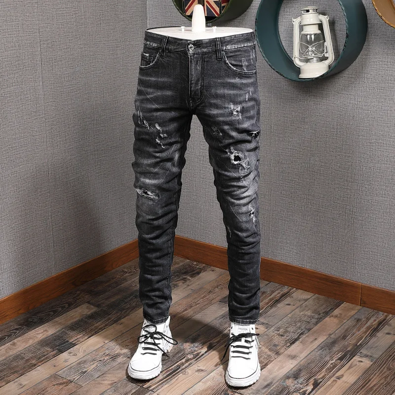 

Gray Men's Perforated Trousers Graffiti Texture Personality High Street Fashion Brand Men's Casual Straight Jeans